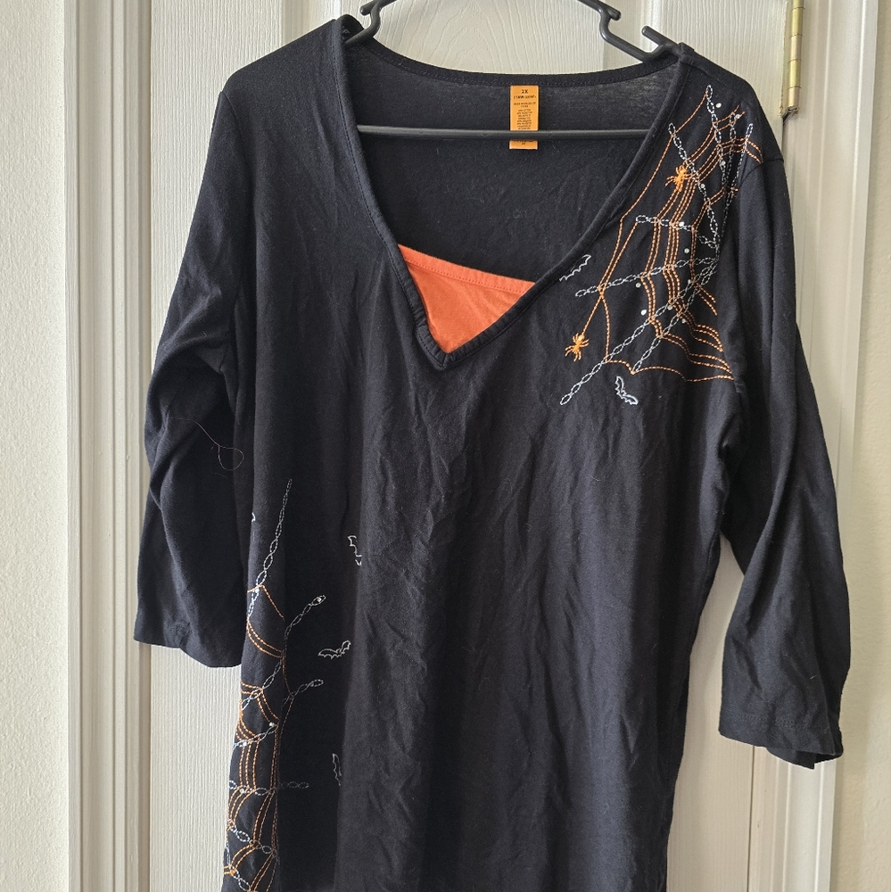 2XL Halloween orange and black 3/4 sleeve shirt with spider web design